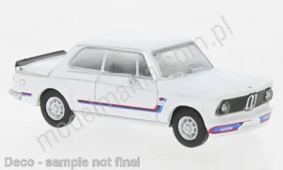 BMW 2002 turbo; biały z listwami dekoracyjnymi; 1973 rok