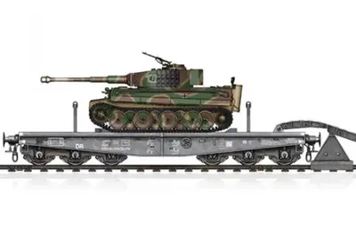 Niemiecki wagon platforma SSyms 80 z czołgiem PzKpfw VI Ausf E Tiger