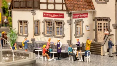 Rysunek Temat Świat "Kawiarnia" | modelowe figurki | NADAL